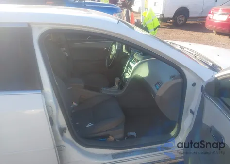 2012 Chevrolet Malibu 1Lt z USA, uszkodzony, nr VIN 1G1ZC5E04CF304012